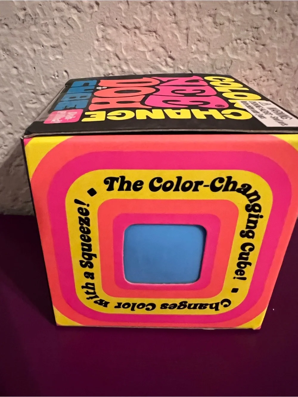 Authentic NeedohColor-Changing Cube - Blue
